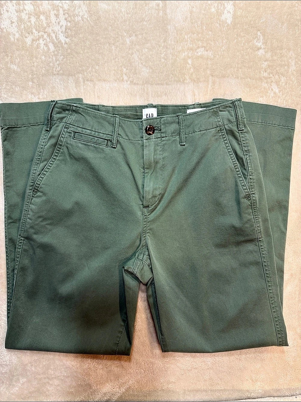 Gap Straight Khaki Kaki Droit Pants in Green Size 4